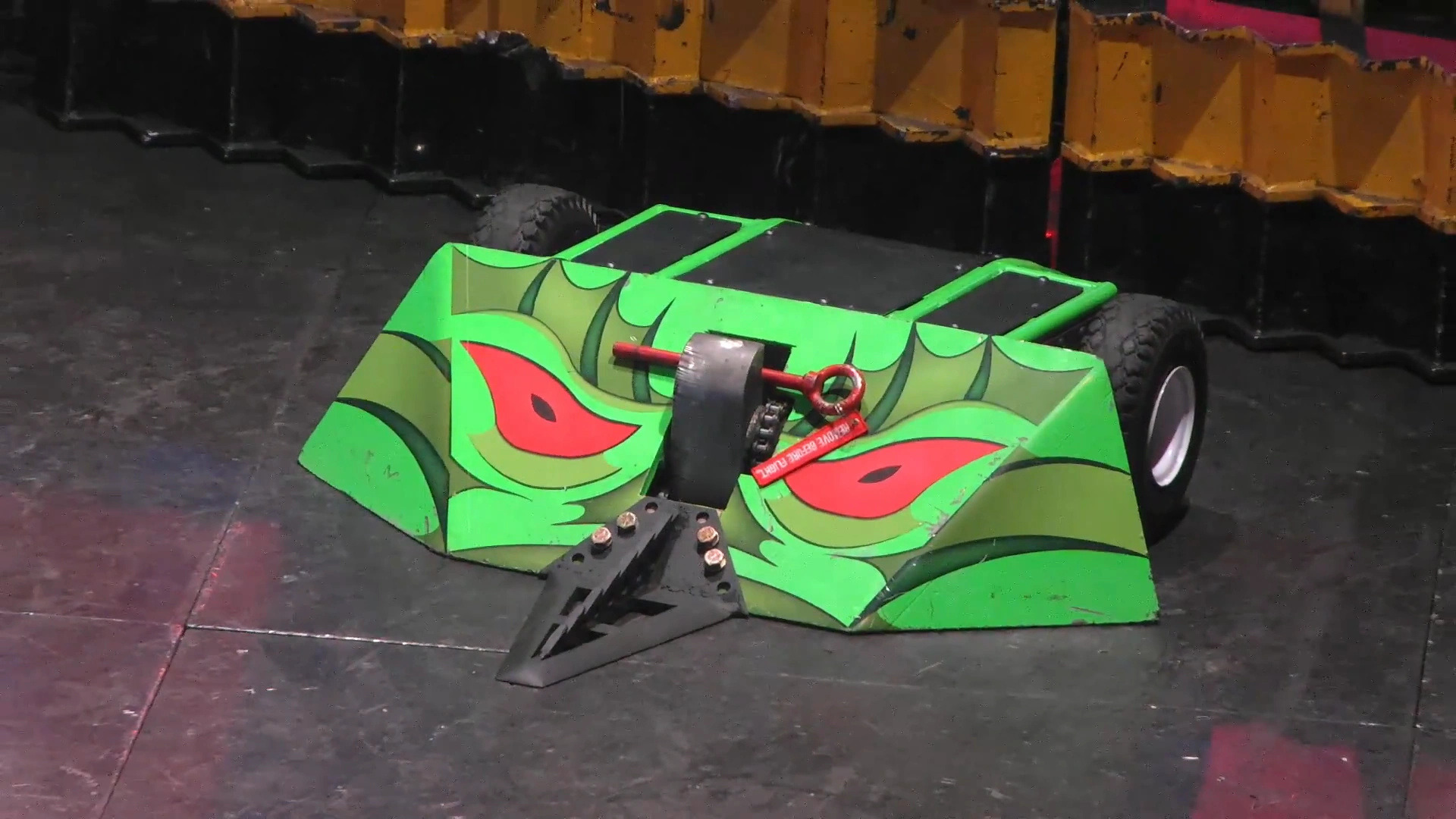 Competitor "Swamp Thing" at BattleBots: Proving Ground 2023 (Select Fights Only)