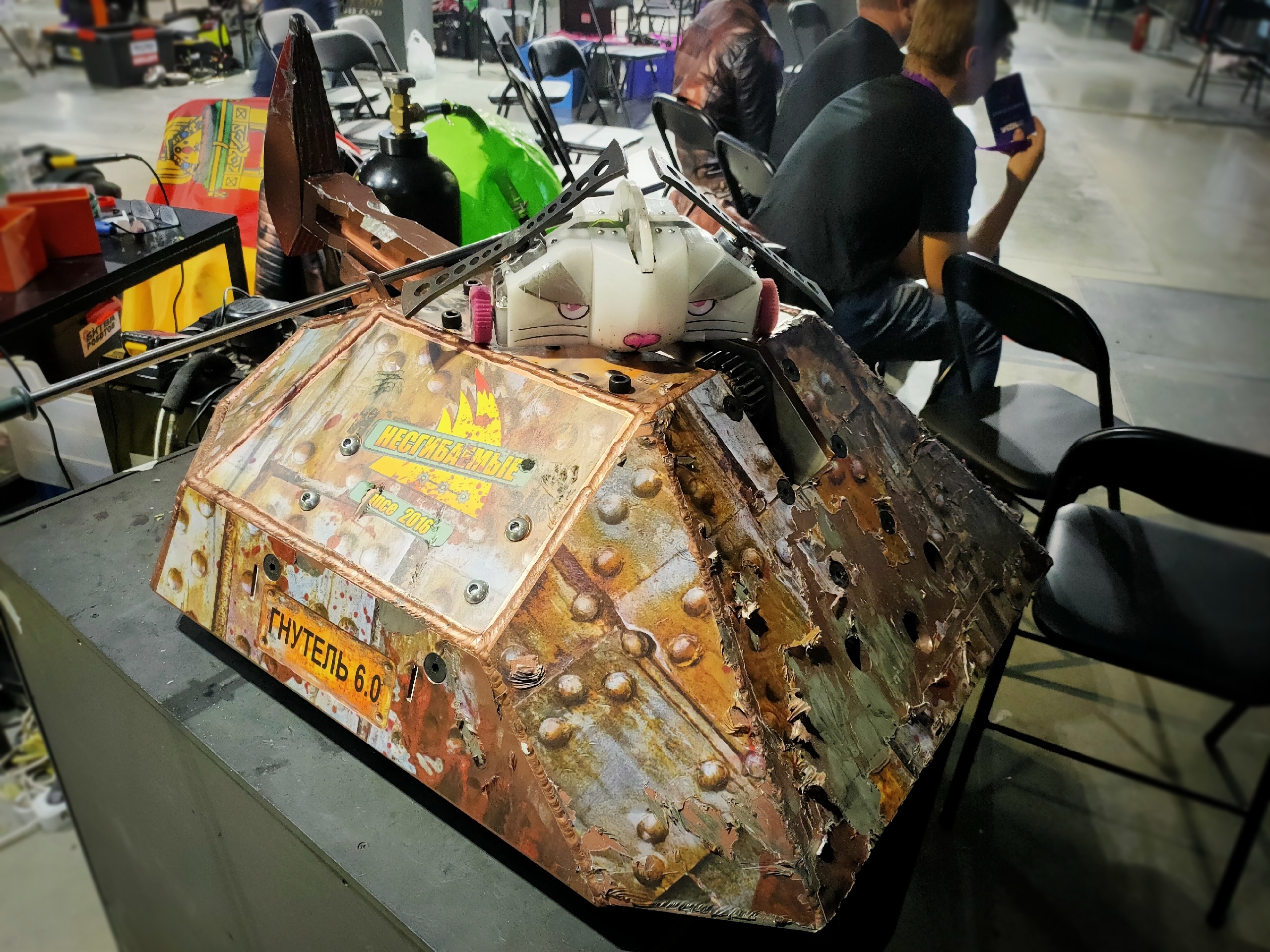 Heavyweight: Bitva Robotov 2025 Final - Robot Combat Archive